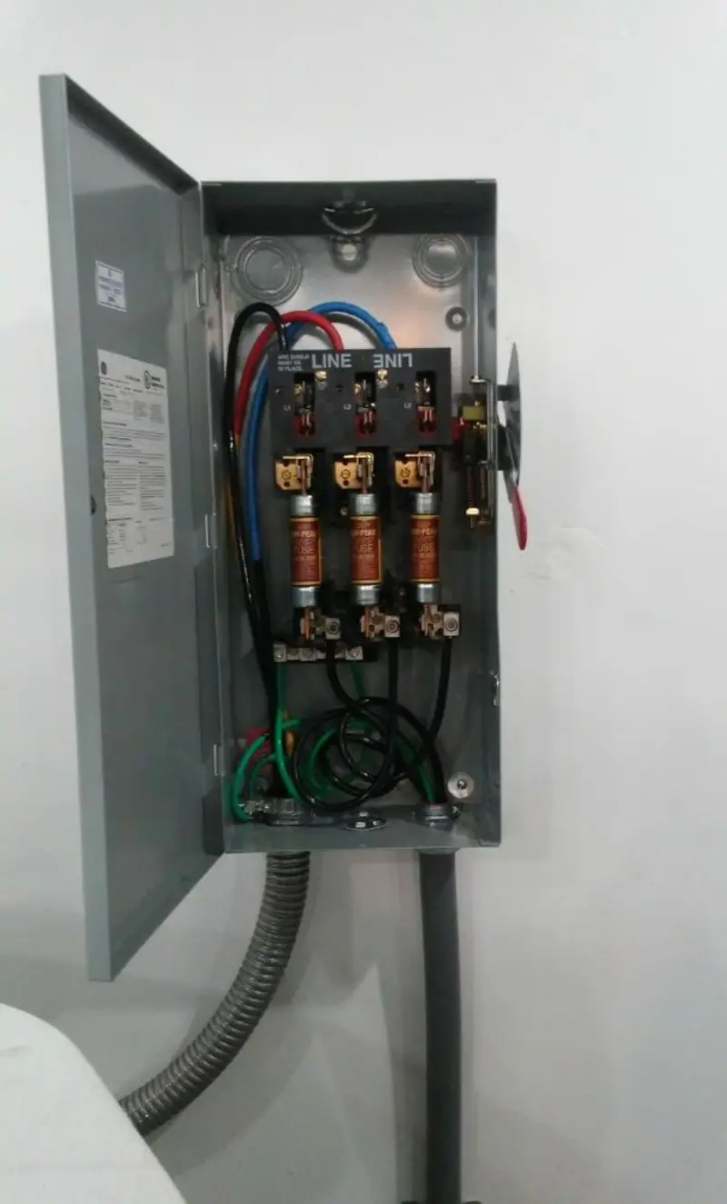Three-phase disconnect switch installed for Electrical Wiring & Rewiring in Lexington